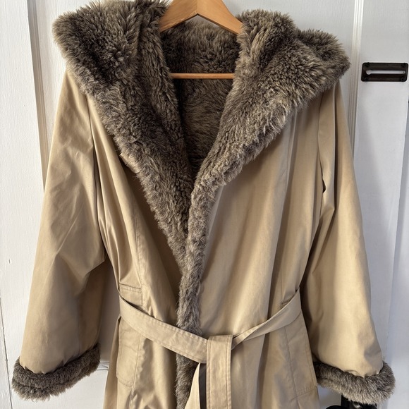 Vtg Forecaster Boston Heavy Trench Coat Real Fox Fur Lined Women (13/14 VINTAGE)